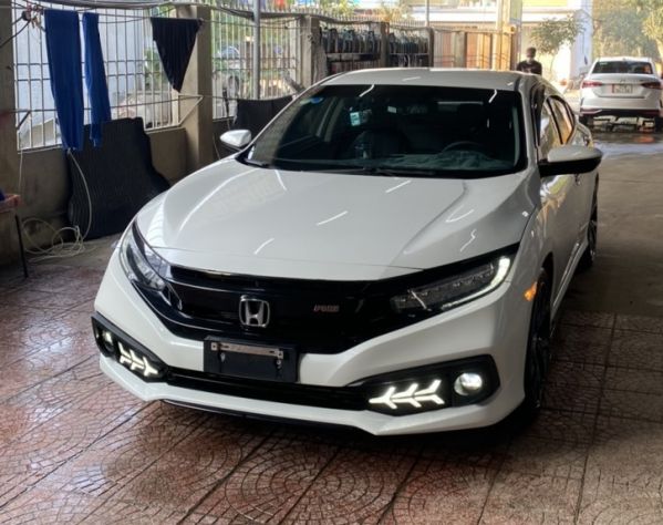 Honda Civic 2019 cũ thông số giá lăn bánh trả góp